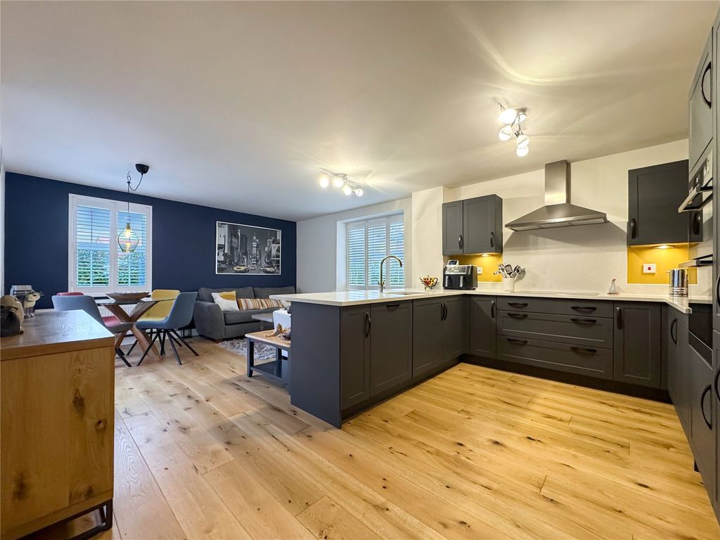 Property photo 3 of 31 Kitchen Diner