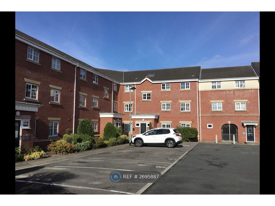 Property photo 2 of 11 Exterior View