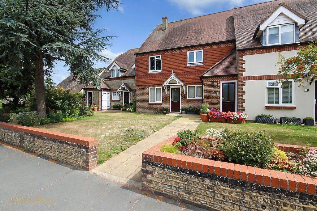 Property photo 1 of 12 Front