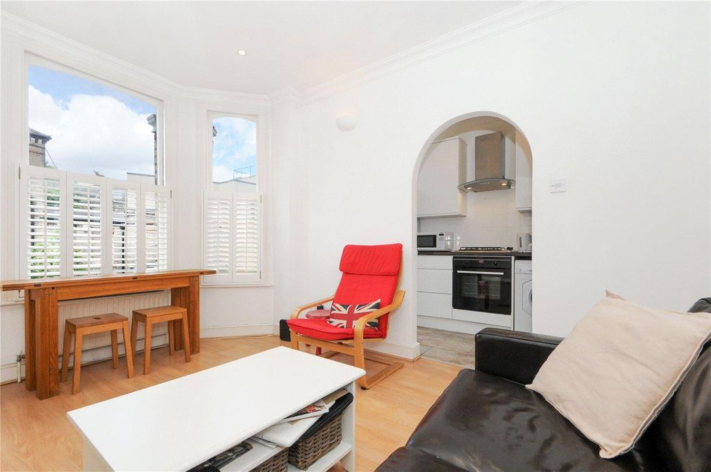 Property photo 2 of 6