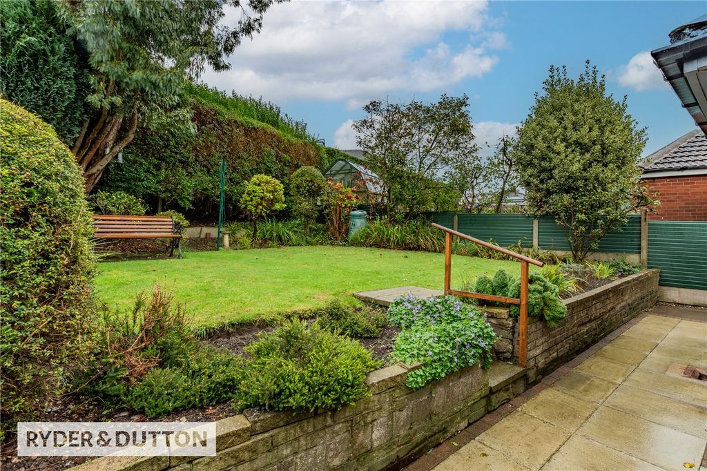 Property photo 2 of 22 Garden