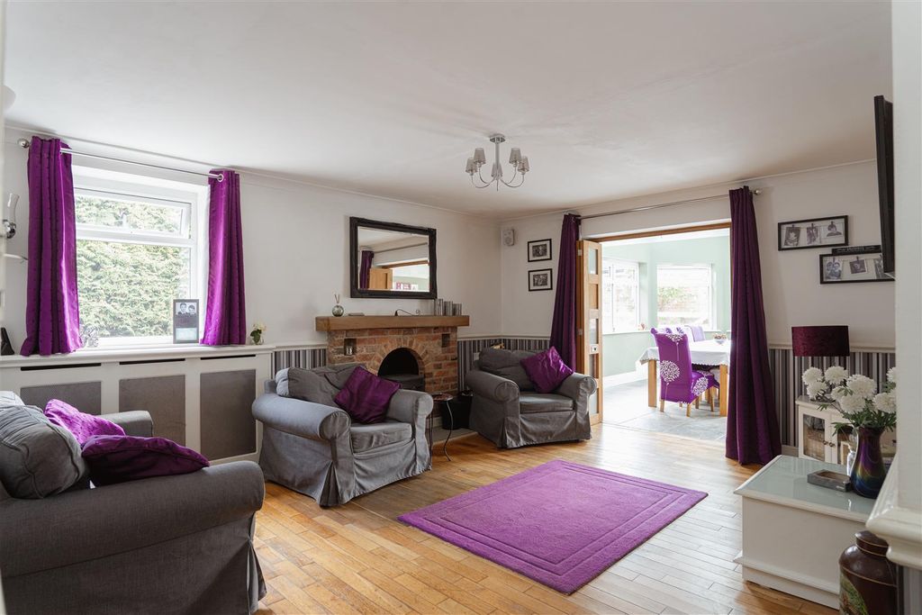 Property photo 3 of 24 8.Jpg