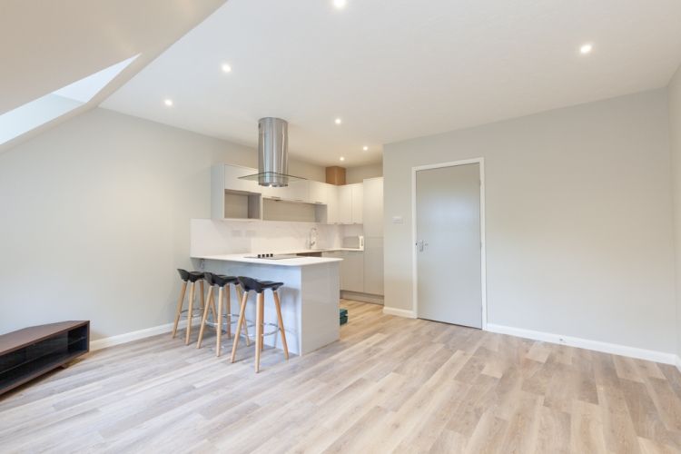 Property photo 2 of 8 197147