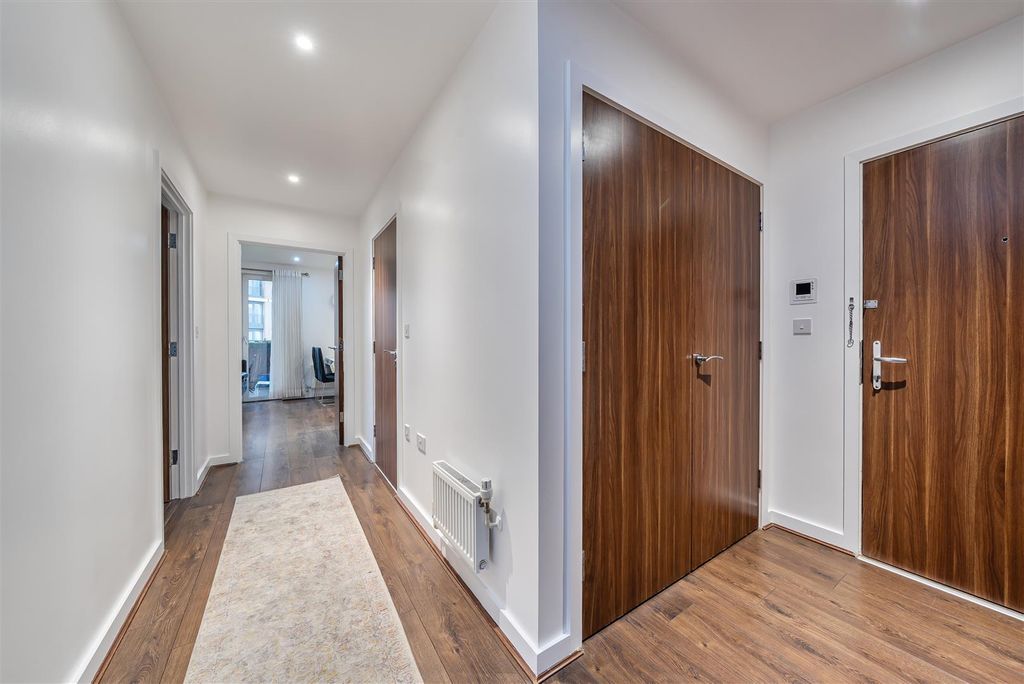 Property photo 2 of 20 1407237-4-6981d7Ec36B59.Jpg