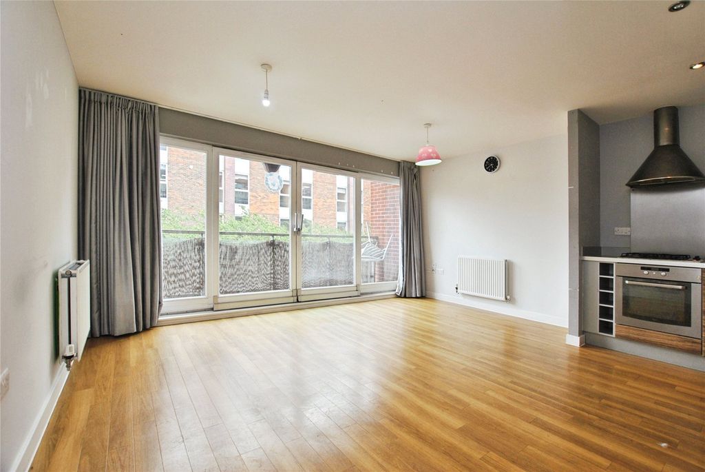 Property photo 2 of 7 Picture No. 05