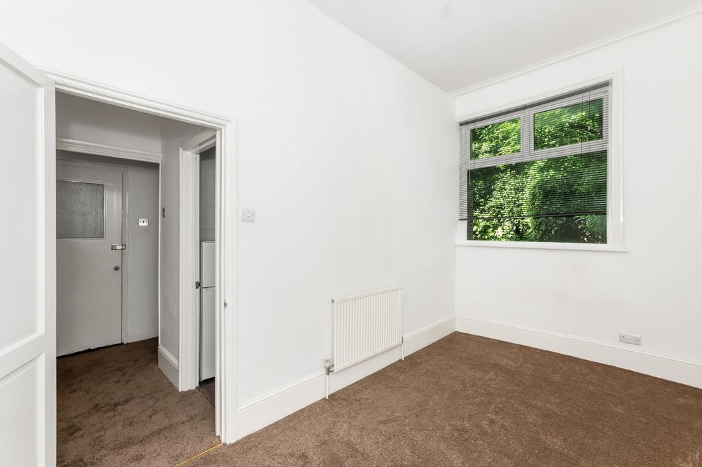 Property photo 3 of 13 Bedroom