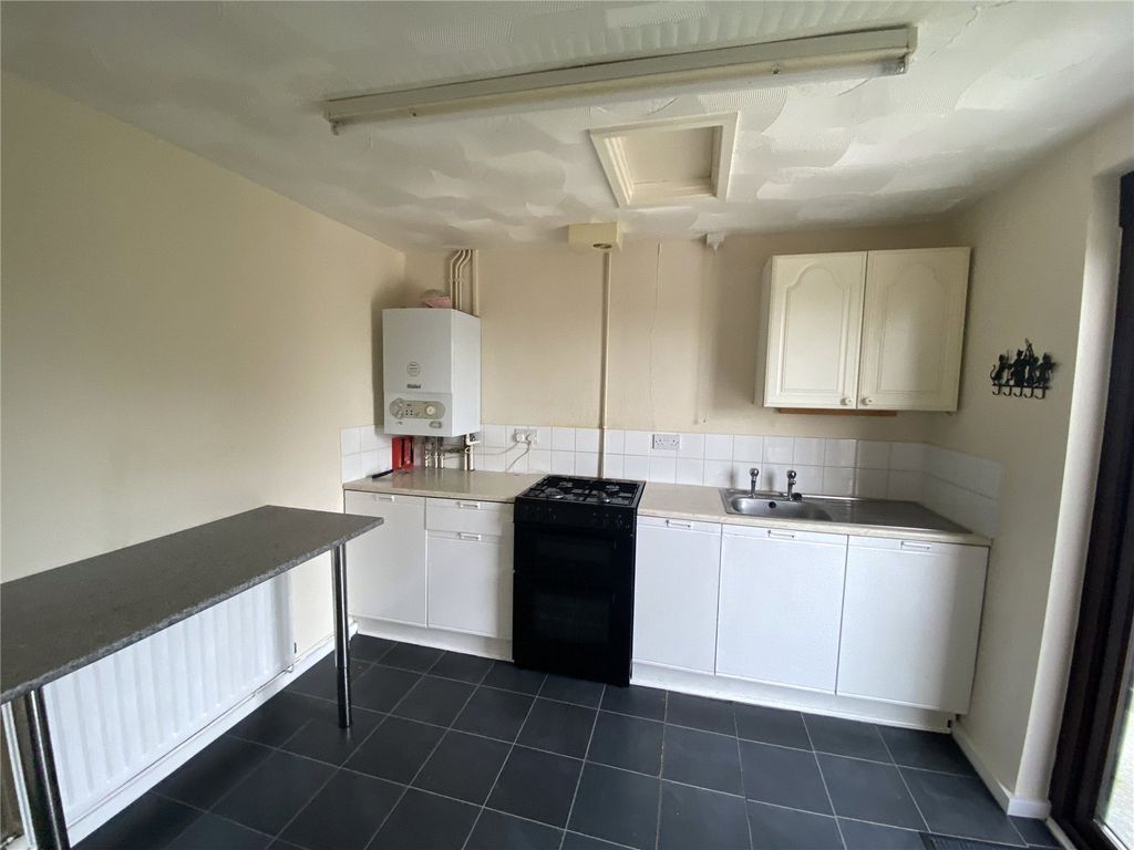 Property photo 3 of 12 Picture No. 14