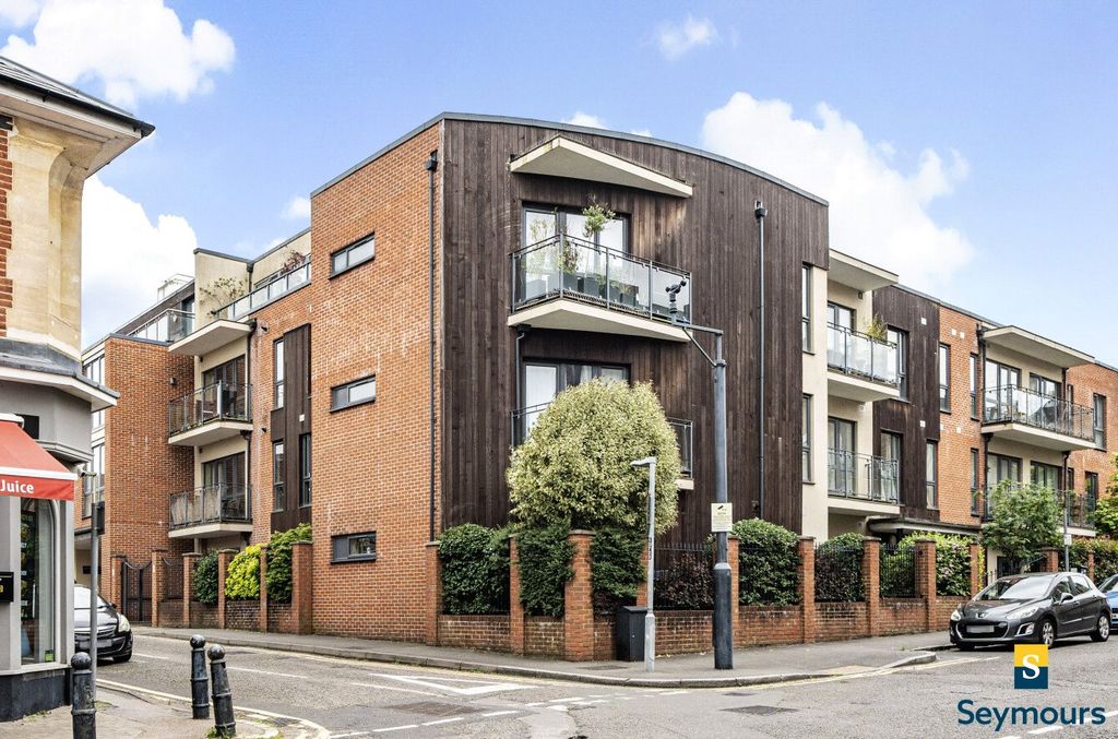 Property photo 1 of 15 Front Aspect