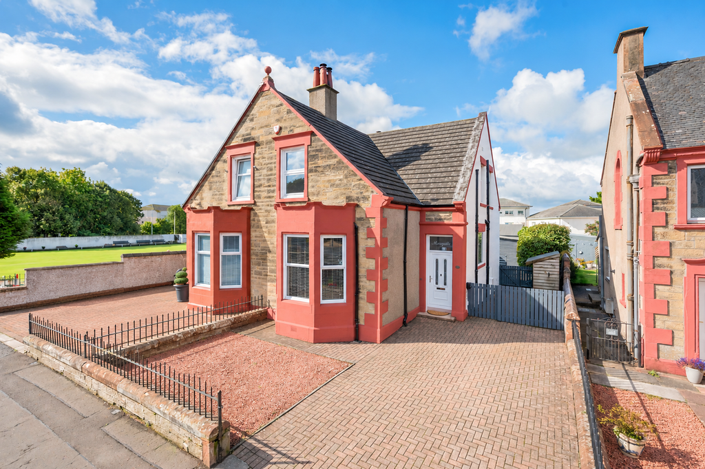 Property photo 1 of 32