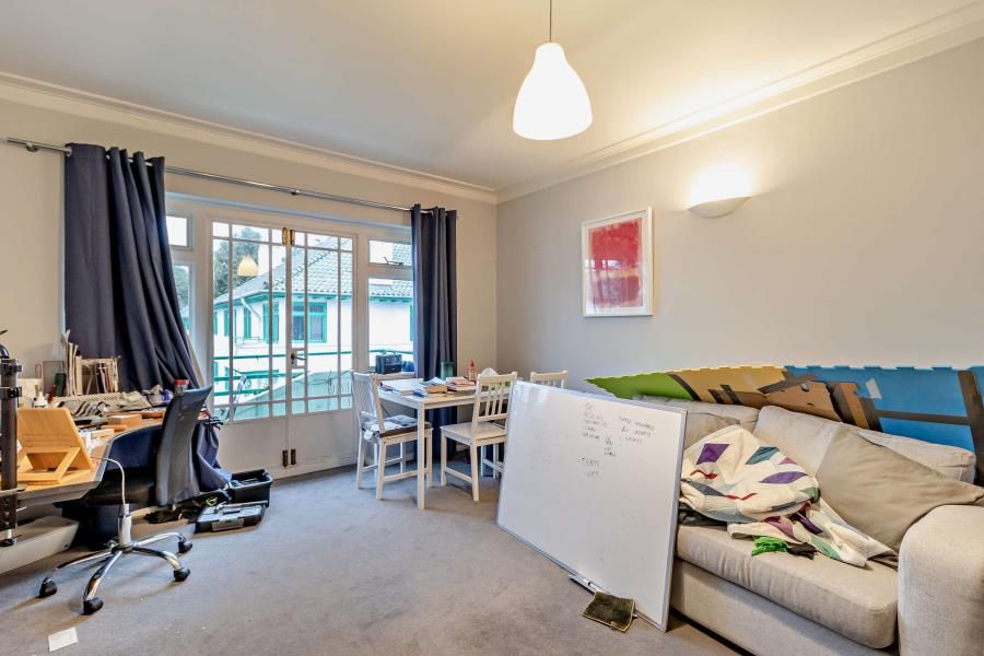 Property photo 3 of 6