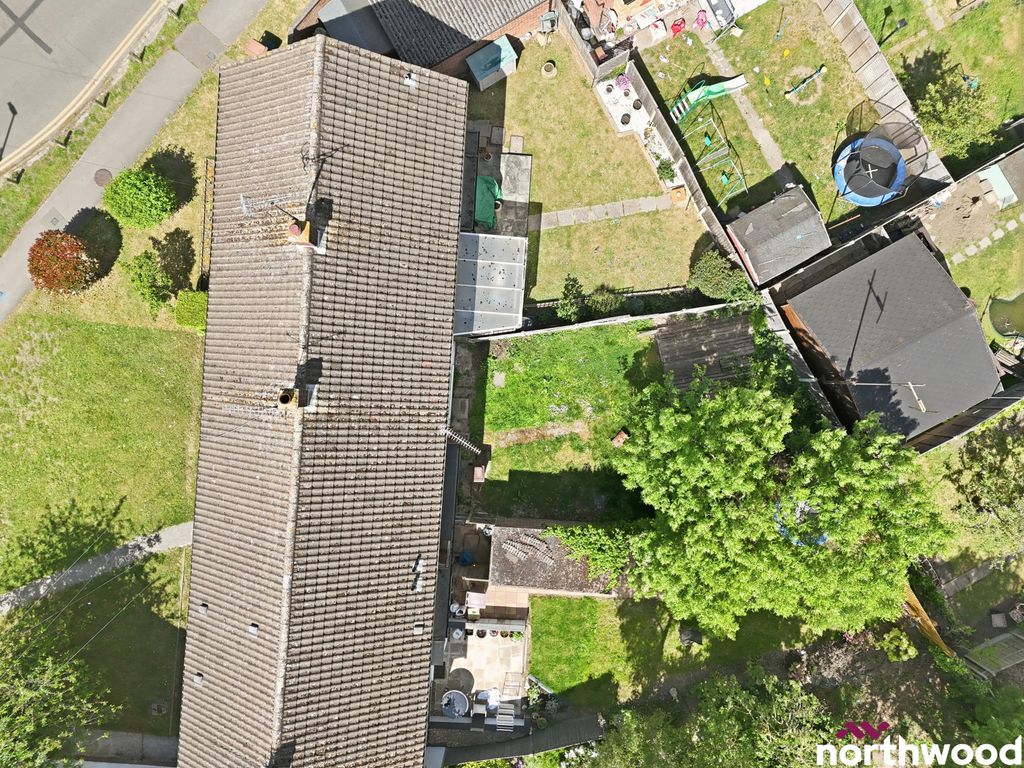 Property photo 3 of 24