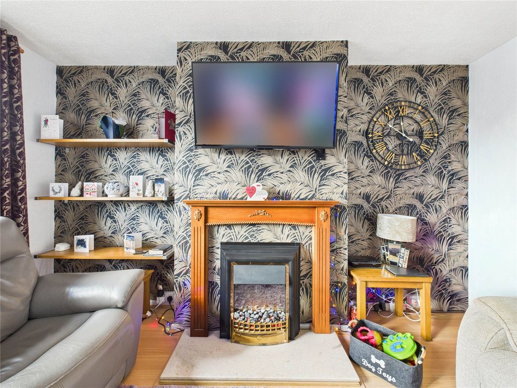 Property photo 3 of 23 Picture No. 43