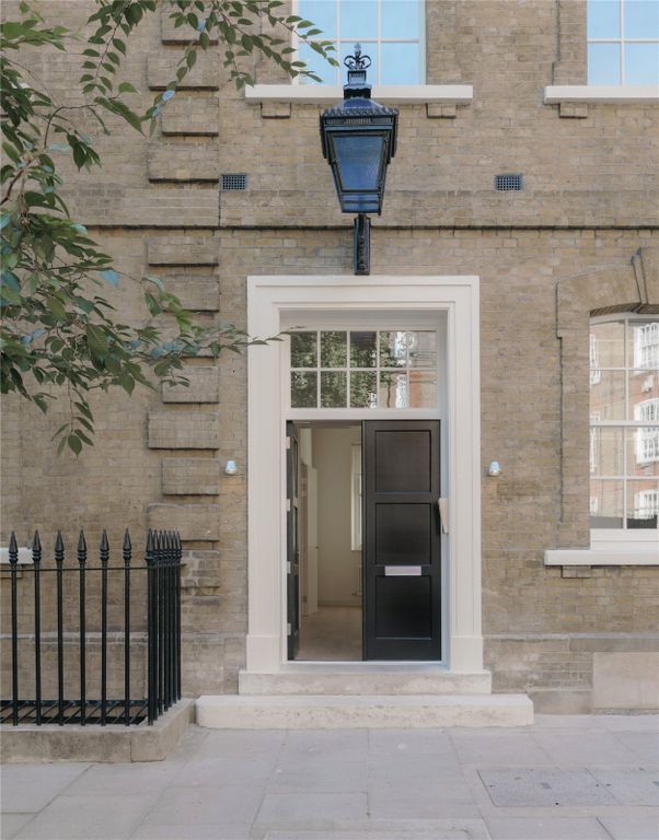 Property photo 2 of 7 Picture No. 03