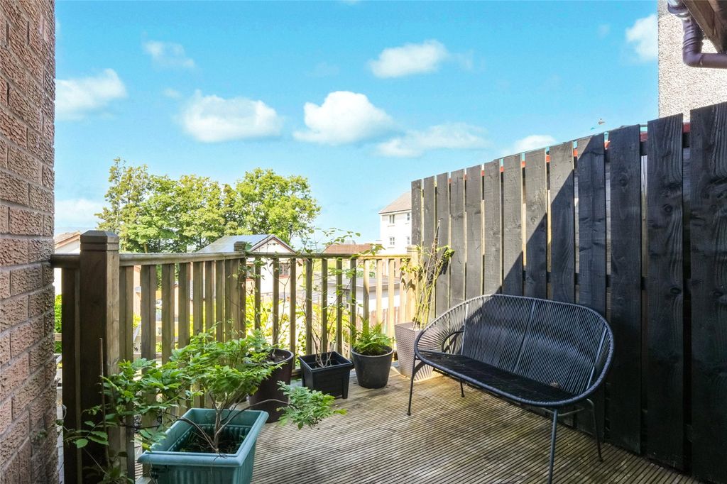 Additional image 4 of 3 bed link detached house for saleMagpie Crescent, Inverkip, Inverkip, Inverclyde PA16