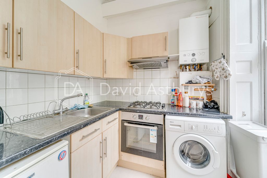 Property photo 2 of 11 Ndb04435_Enfused