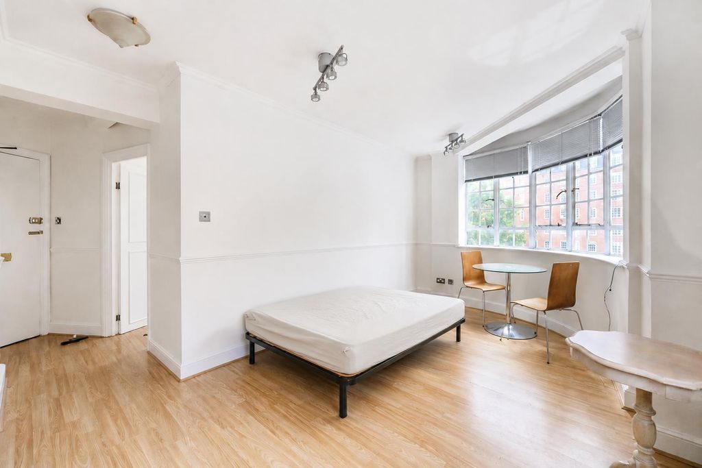 Property photo 2 of 6 F91A8309-c3ce-4Ede-B4F8-23876Ffeb389.Png