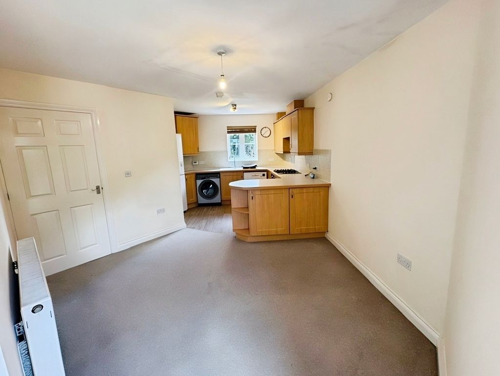 Property photo 2 of 20 Bdec2212-Image015