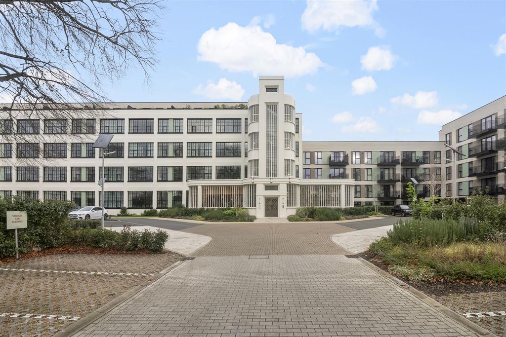 Property photo 1 of 14