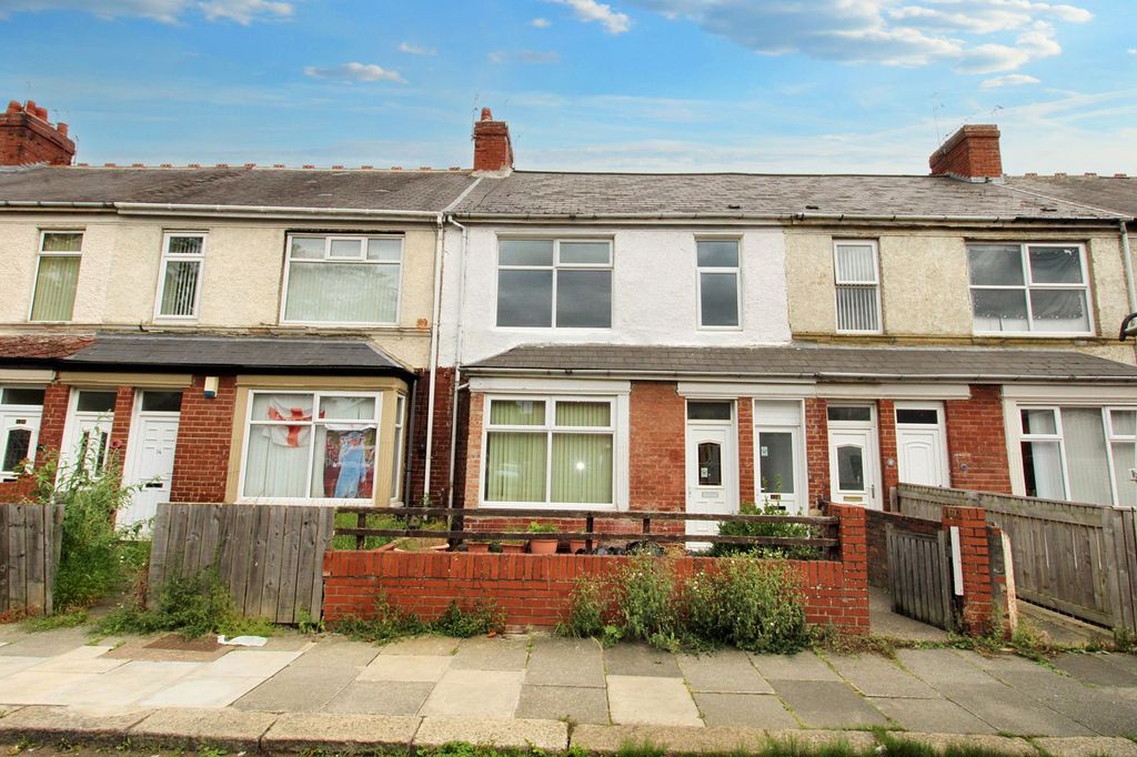Property photo 1 of 6