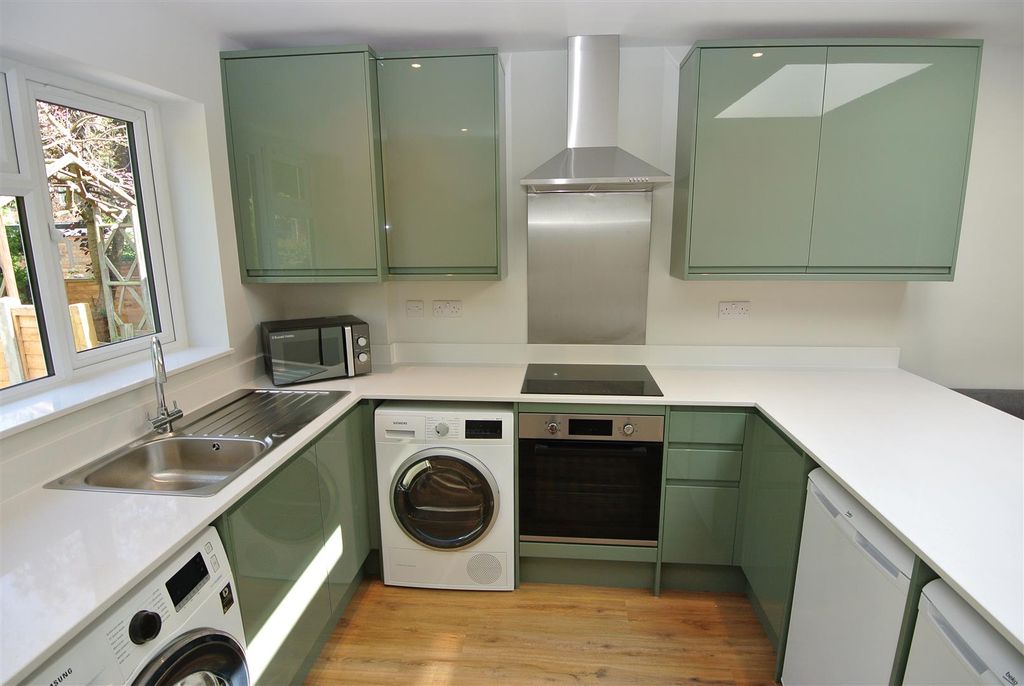 Property photo 2 of 14 Kitchen Area.Jpg