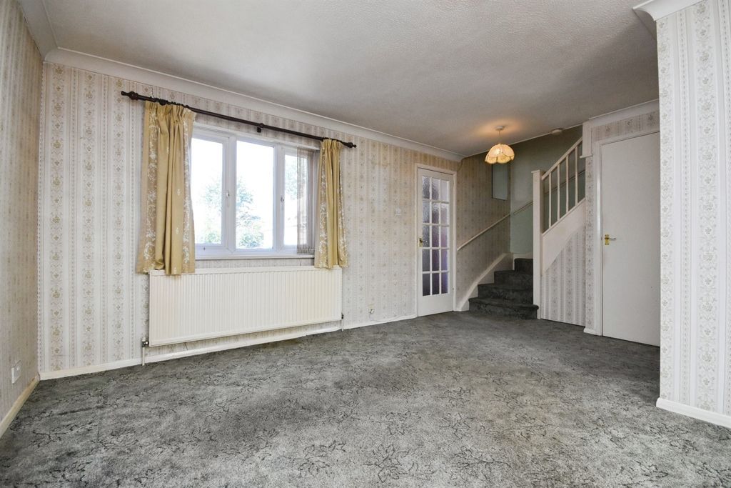 Property photo 3 of 13