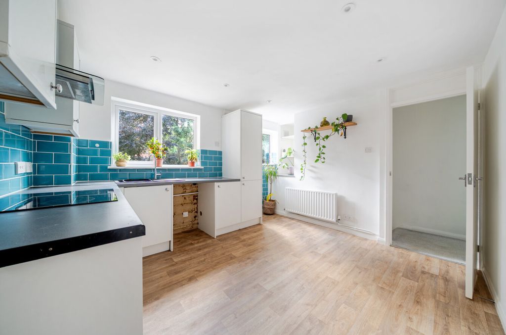 Property photo 2 of 16 Kitchen