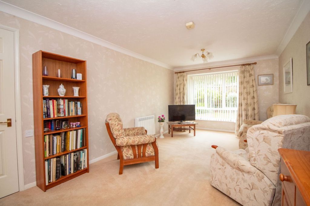 Property photo 3 of 14