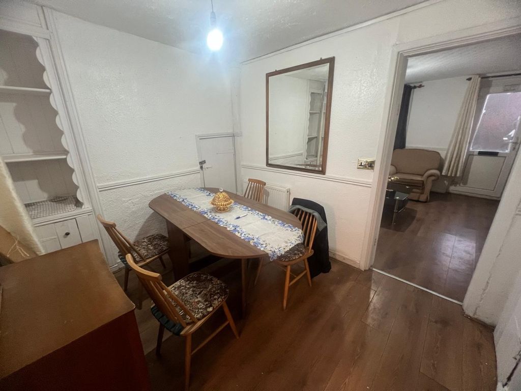 Property photo 3 of 8 Dining Room