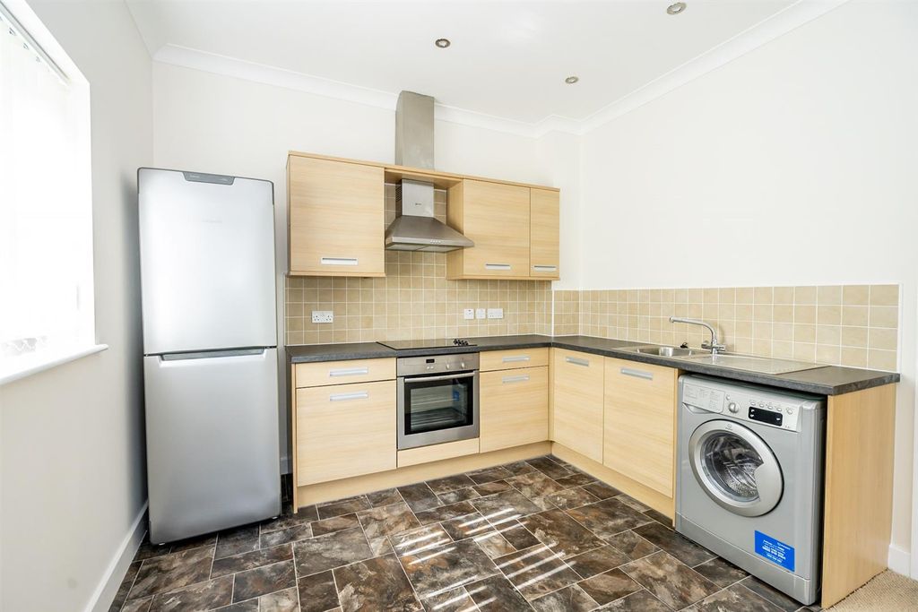Property photo 2 of 7