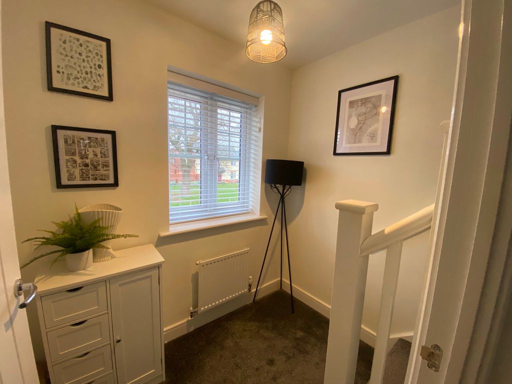 Property photo 3 of 27