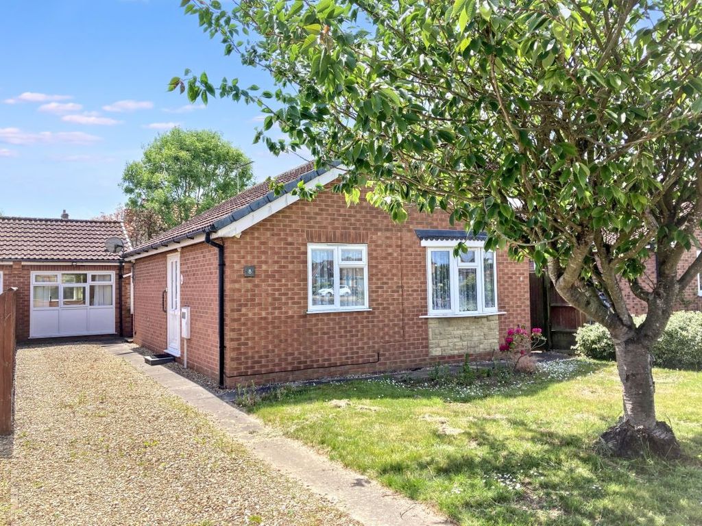 Property photo 2 of 12