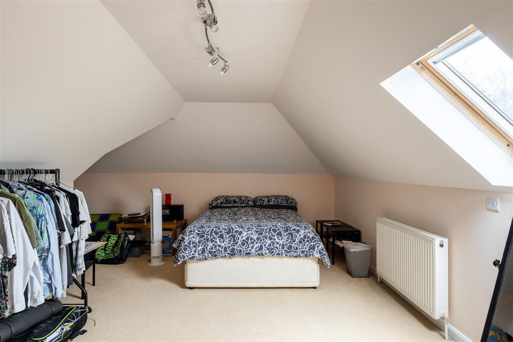 Additional image 21 of 6 bed detached house for saleFurzefield Road, Reigate RH2