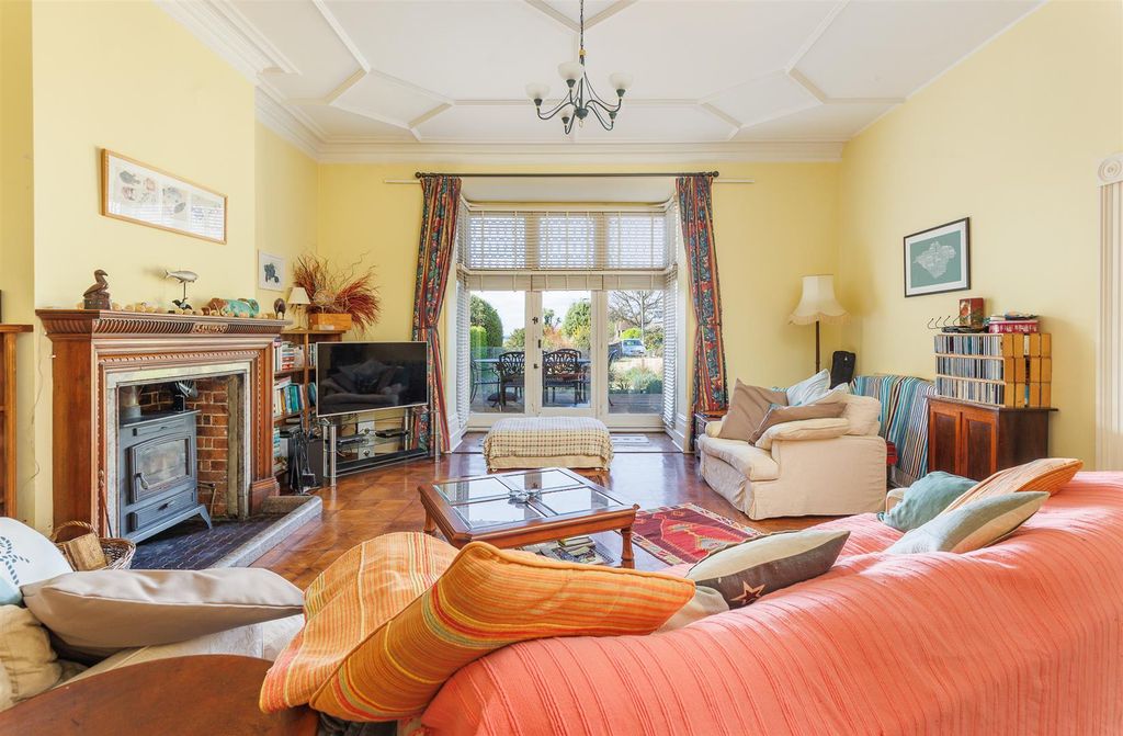 Property photo 2 of 41 33.Jpg