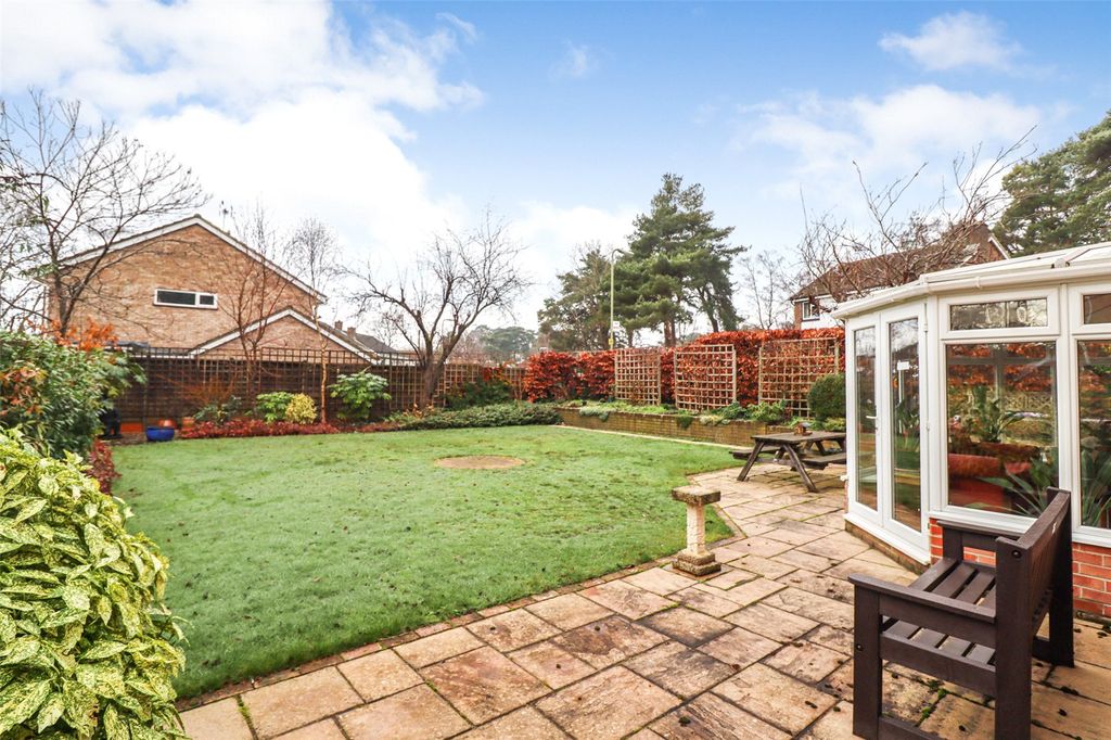 Property photo 2 of 16 Rear Garden