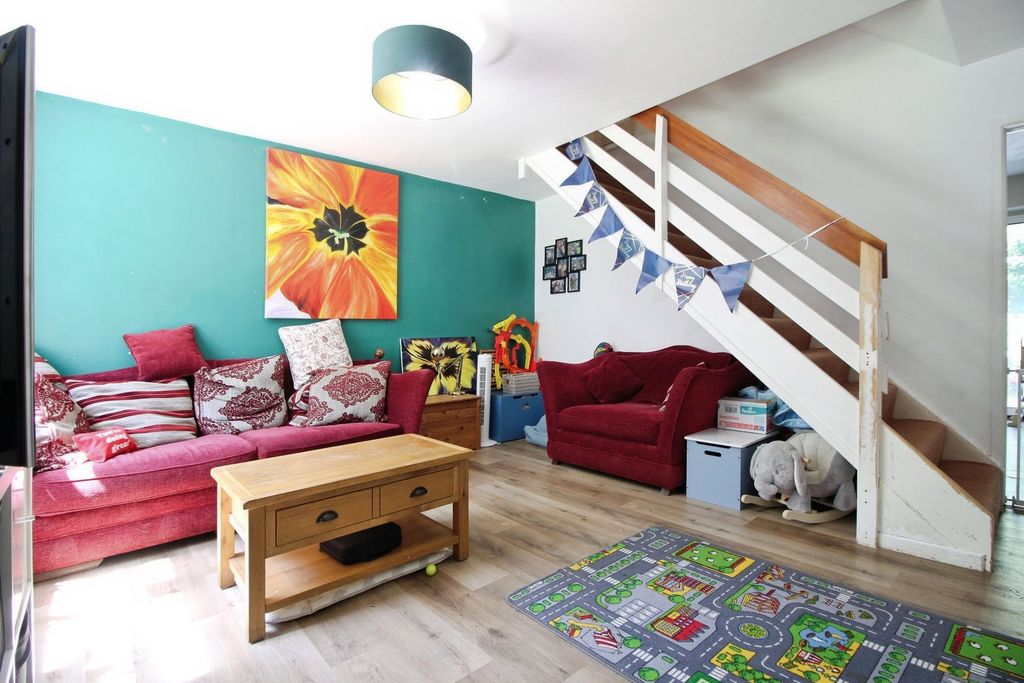 Property photo 2 of 16