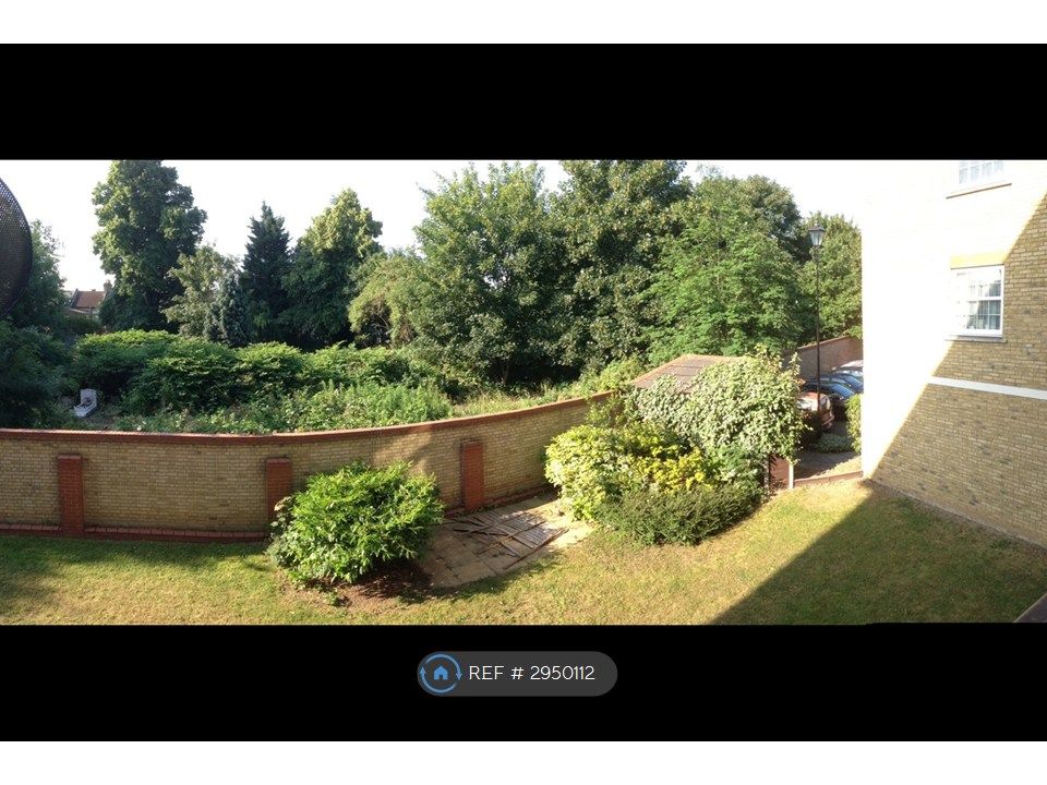 Property photo 2 of 28