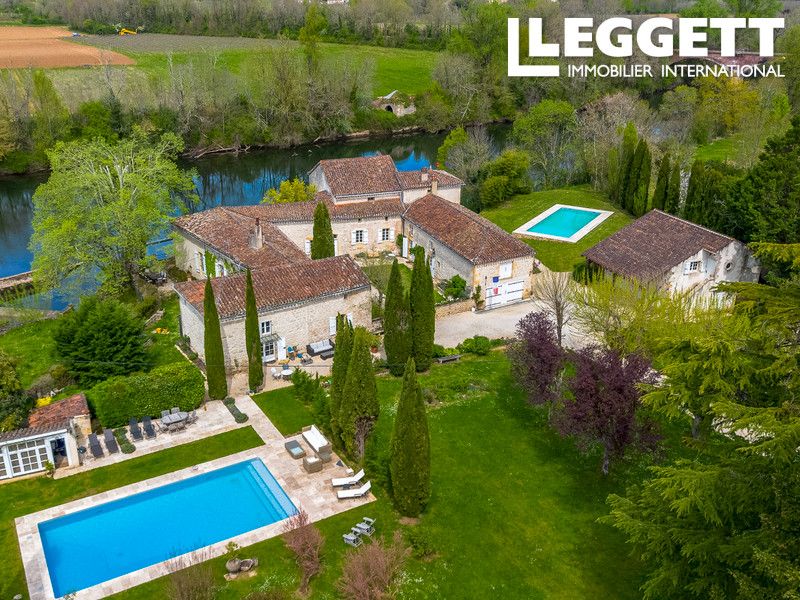 Property photo 2 of 10