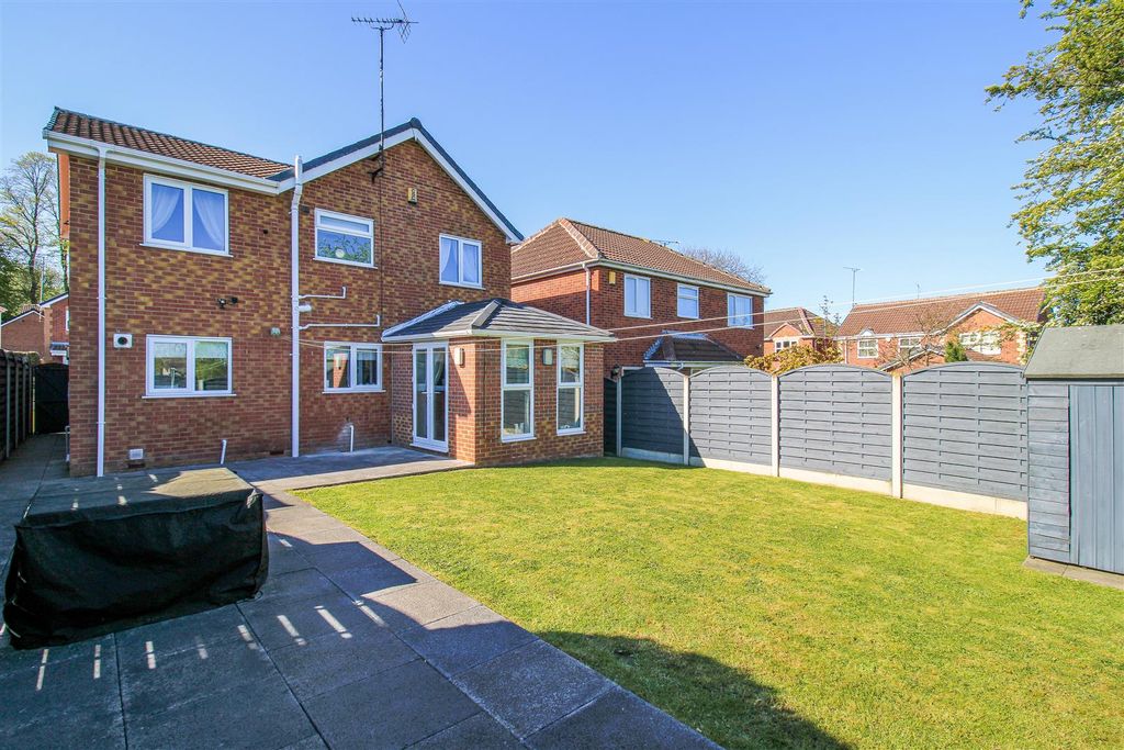 Property photo 2 of 15