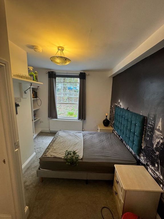 Property photo 2 of 14 Photo 13