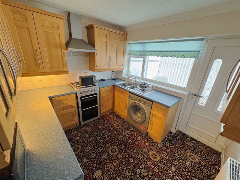 Property photo 3 of 24 Kitchen