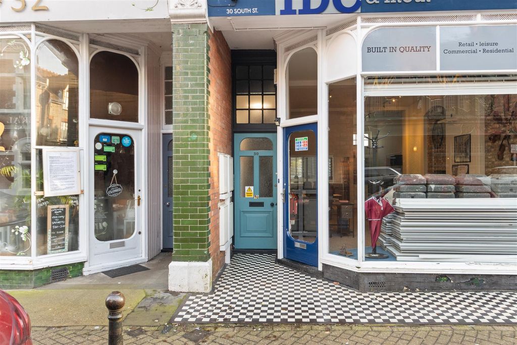 Property photo 3 of 26 Front.Jpg