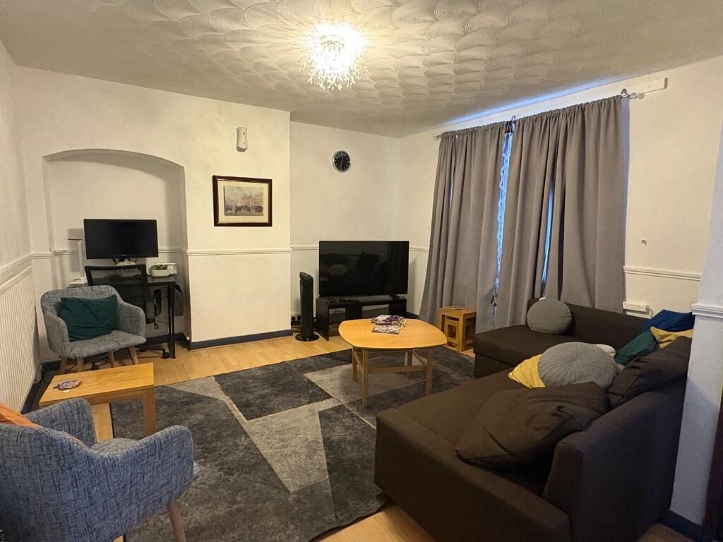 Property photo 2 of 16 Gallery