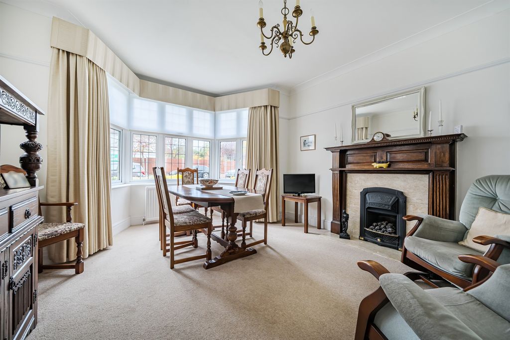 Property photo 2 of 12