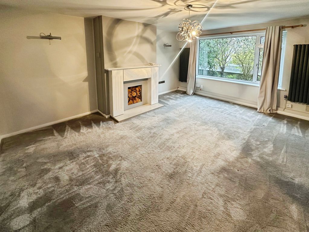 Property photo 2 of 18 Image