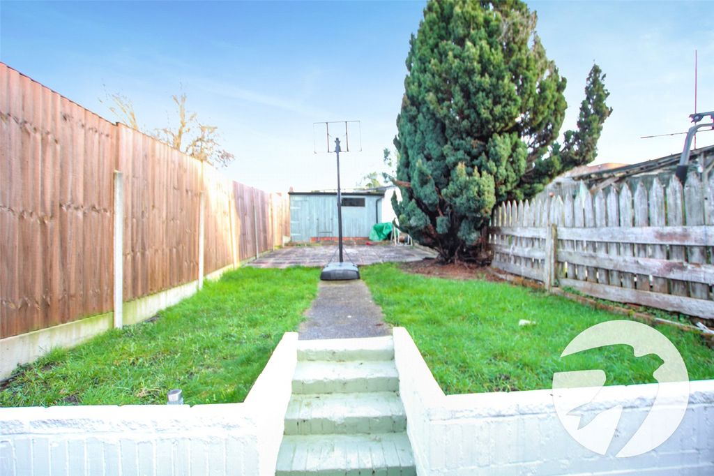 Property photo 1 of 21 Picture No. 18