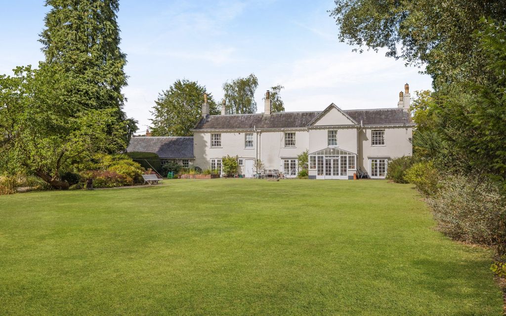 Property photo 3 of 31 Picture No. 60