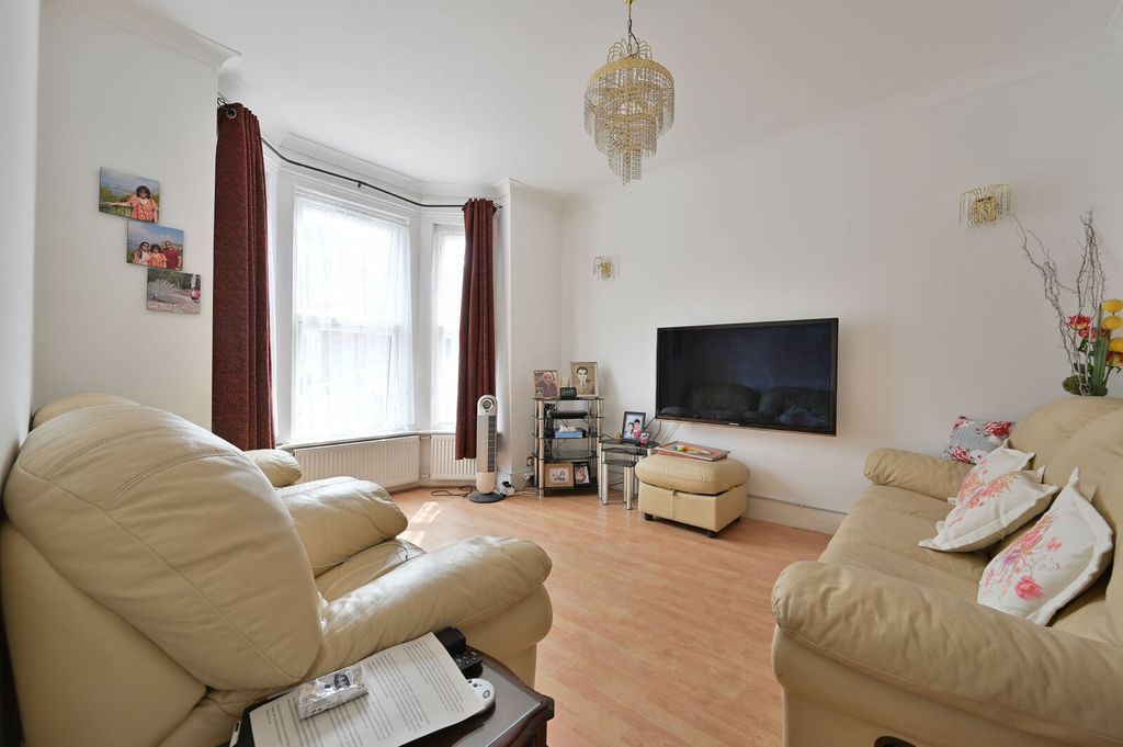 Property photo 1 of 14