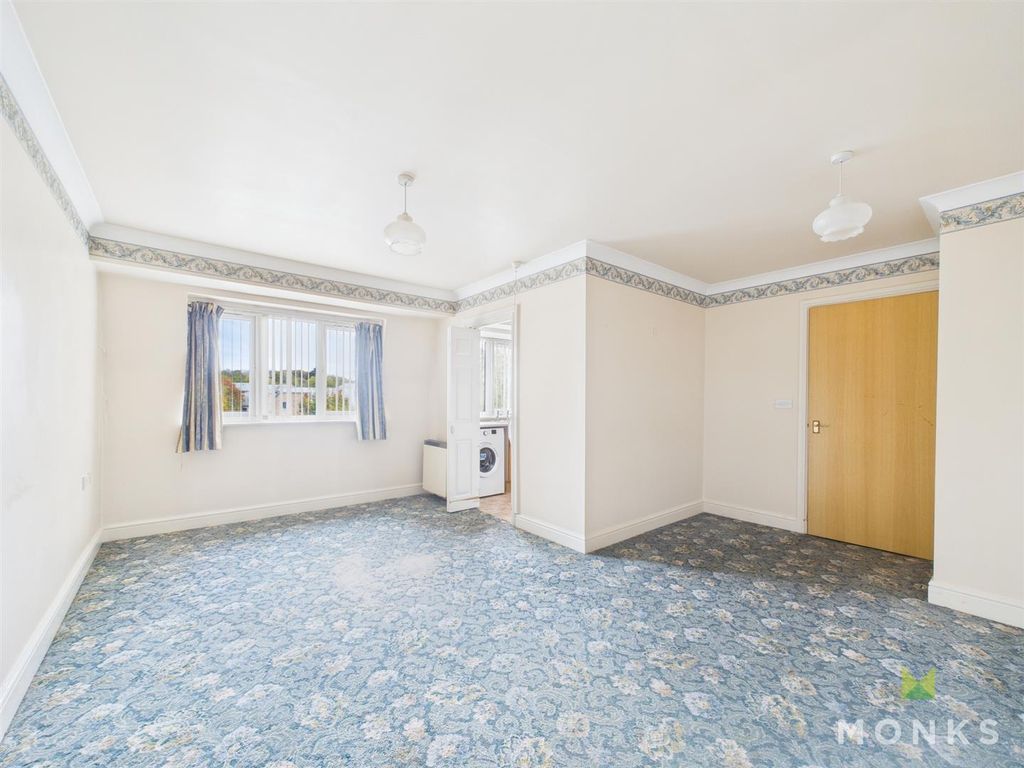 Additional image 4 of 2 bed flat for saleAbbey Foregate, Shrewsbury SY2