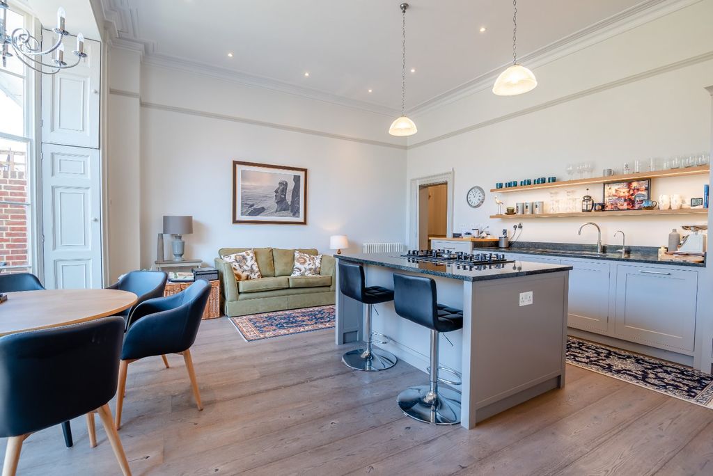 Property photo 3 of 19 Kitchen/Dining Room