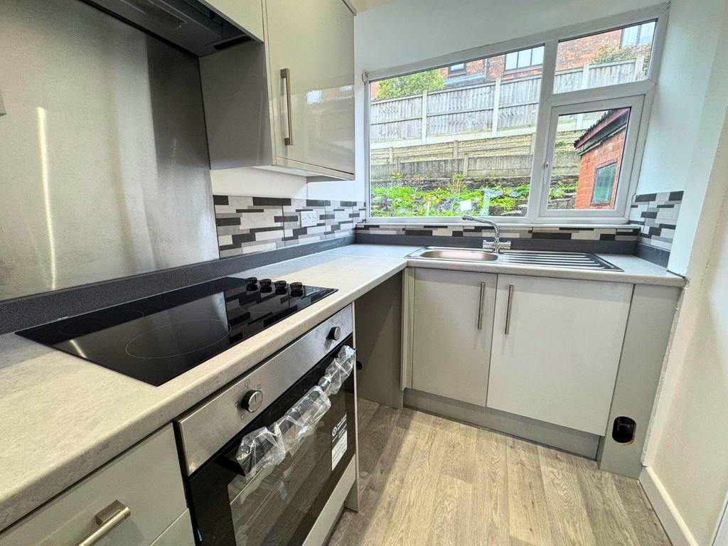 Property photo 2 of 19 Gallery